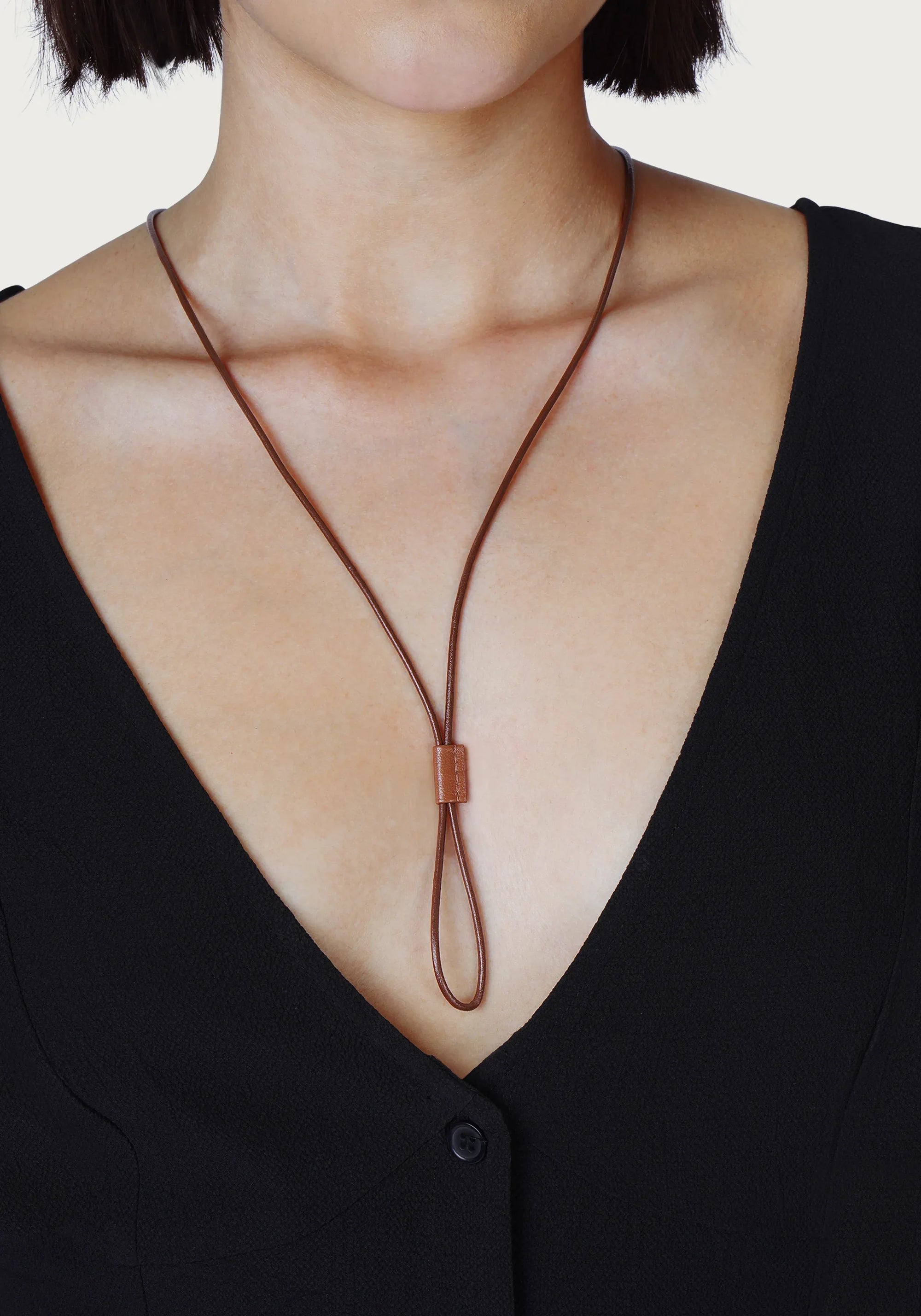 Cheval Leather Necklace, Gold